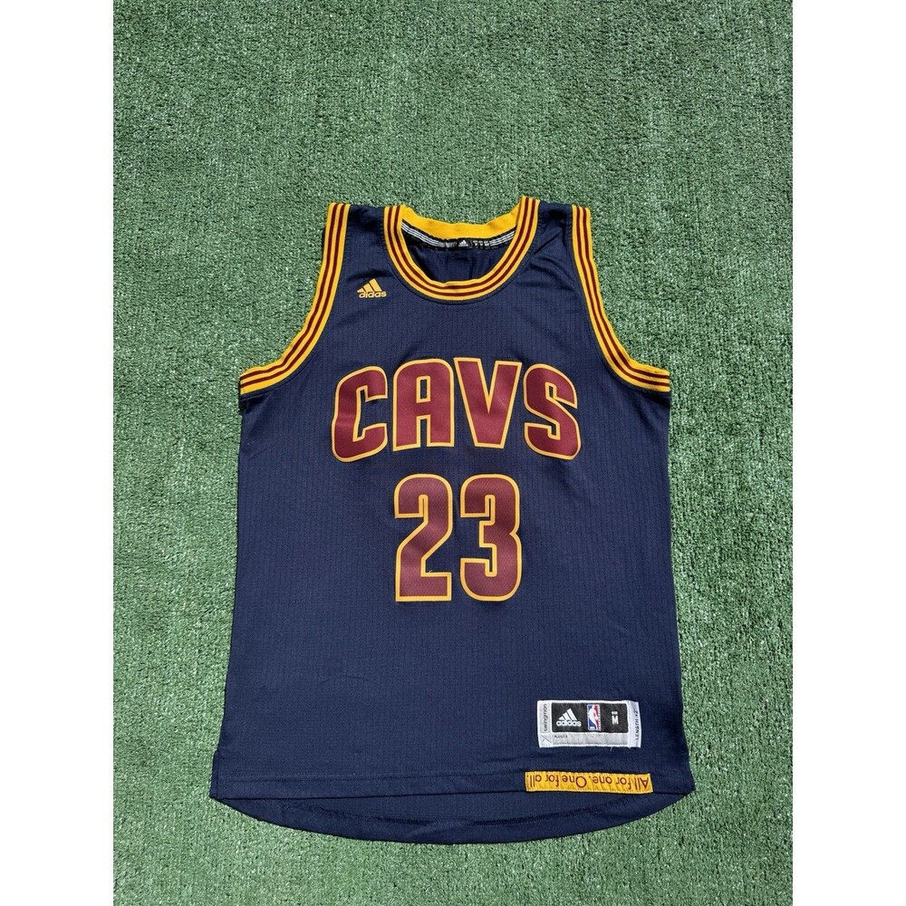 LeBron James Cleveland Cavaliers #23 Jersey Adidas Size Medium